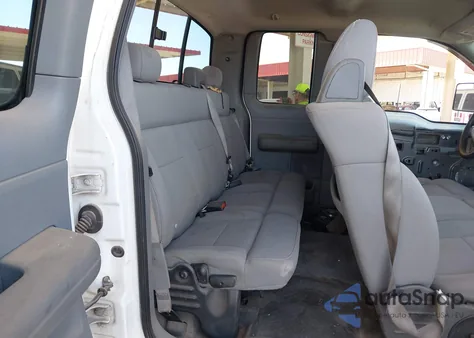 2005 Ford F-150 Stx/Xl/Xlt from USA, damaged, VIN 1FTRX14W55FA03147